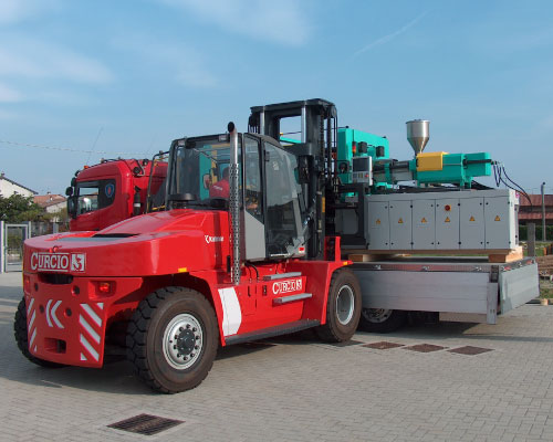 carrelli elevatori curcio trasporti